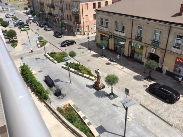 Family & Business Elegant Apartments Rynek Centrum Downtown - 2 Bedroom, Balcony, Parking Kielce Kültér fotó