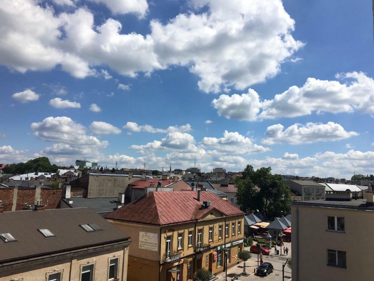 Family & Business Elegant Apartments Rynek Centrum Downtown - 2 Bedroom, Balcony, Parking Kielce Kültér fotó