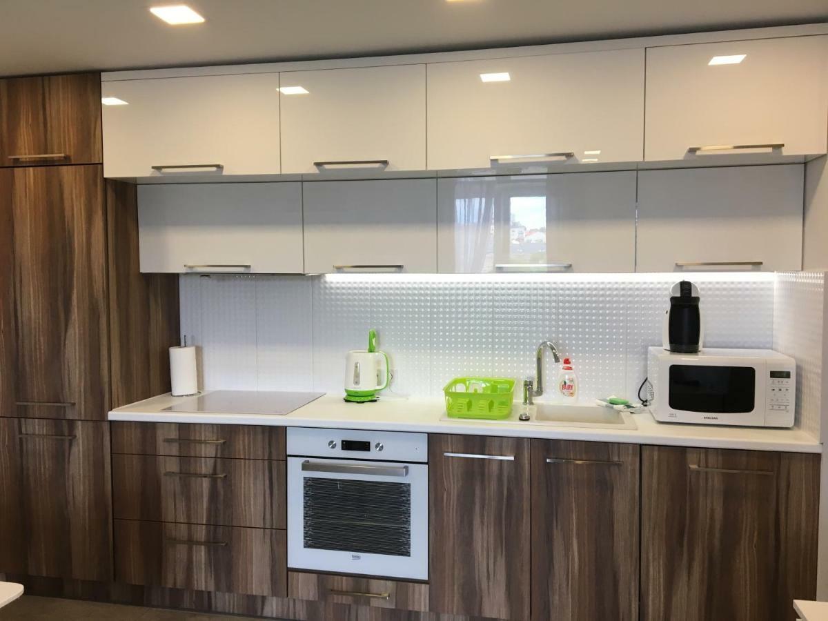 Family & Business Elegant Apartments Rynek Centrum Downtown - 2 Bedroom, Balcony, Parking Kielce Kültér fotó